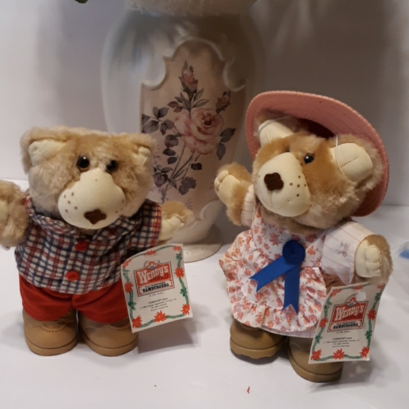 Furskins Other - Wendy's 1986 vintage Furskins 8" bears